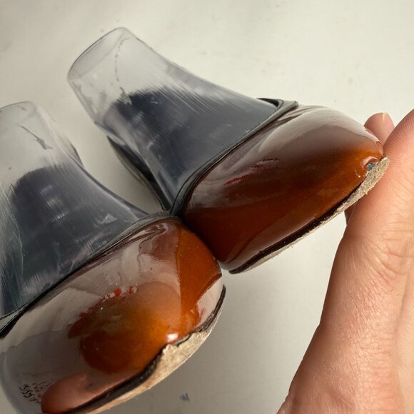 Tory Burch Angle Pointed Toe Pumps Patent Leather Tan Chocolate Size 8M Preppy - Picture 7 of 13